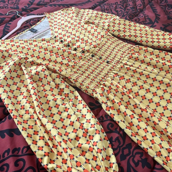 Beautiful sunny dress - Picture 3 of 5